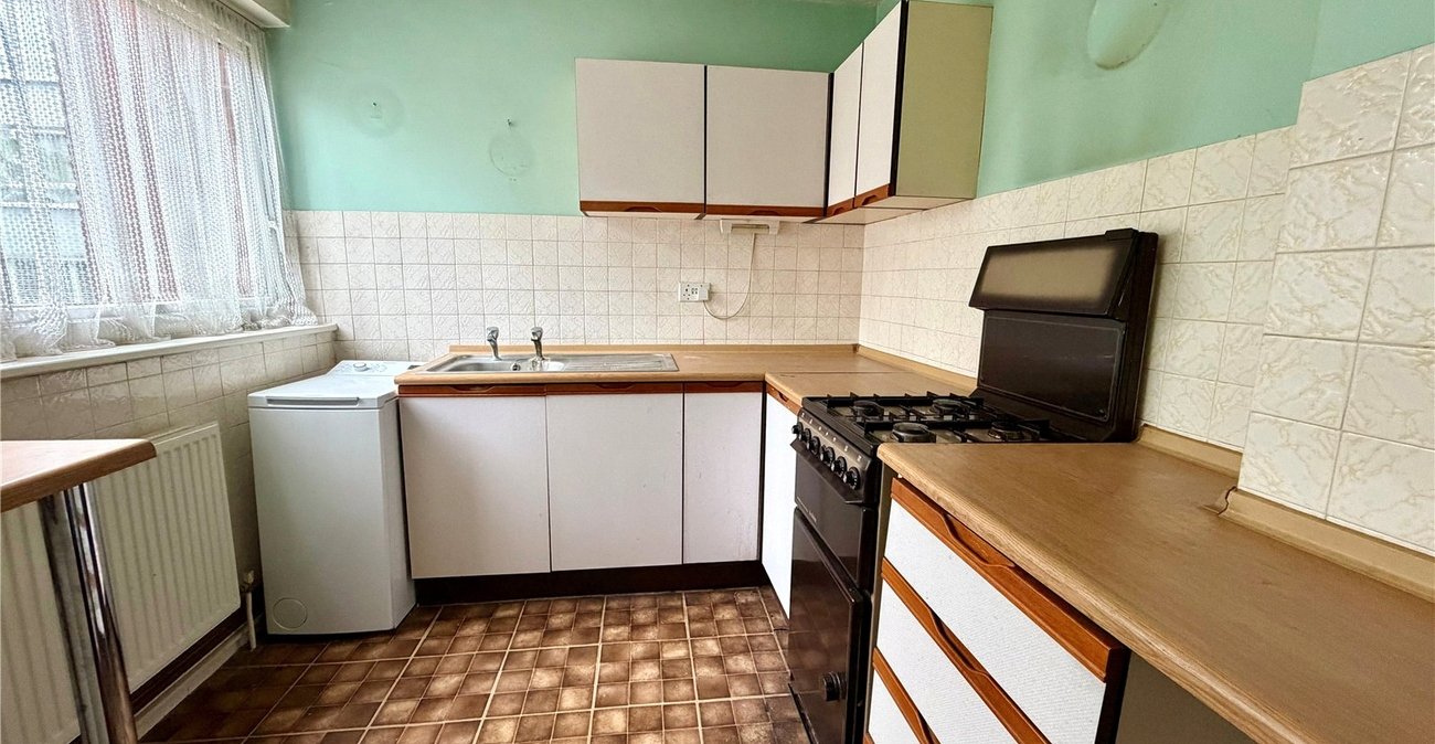 2 bedroom property for sale in Shooters Hill | Robinson Jackson
