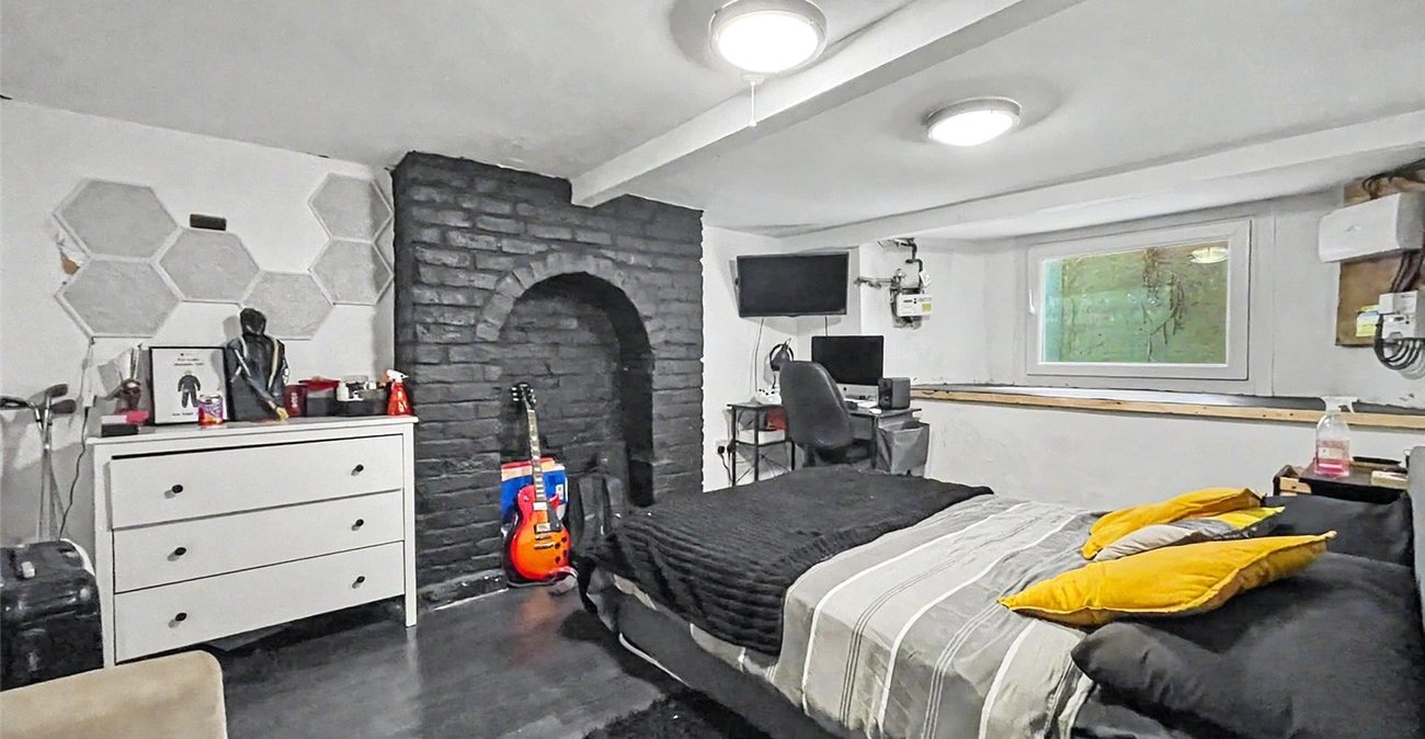4 bedroom house for sale in Gillingham | Robinson Michael & Jackson