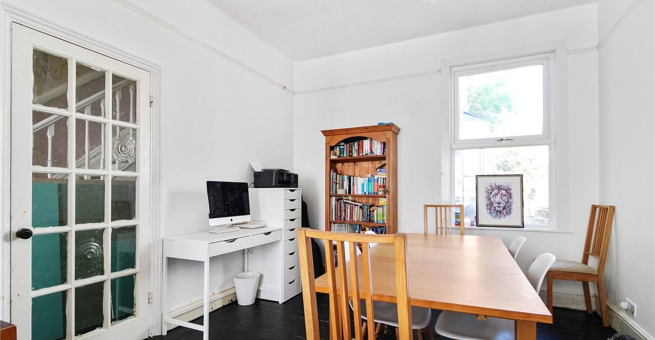 4 bedroom house for sale in Gillingham | Robinson Michael & Jackson