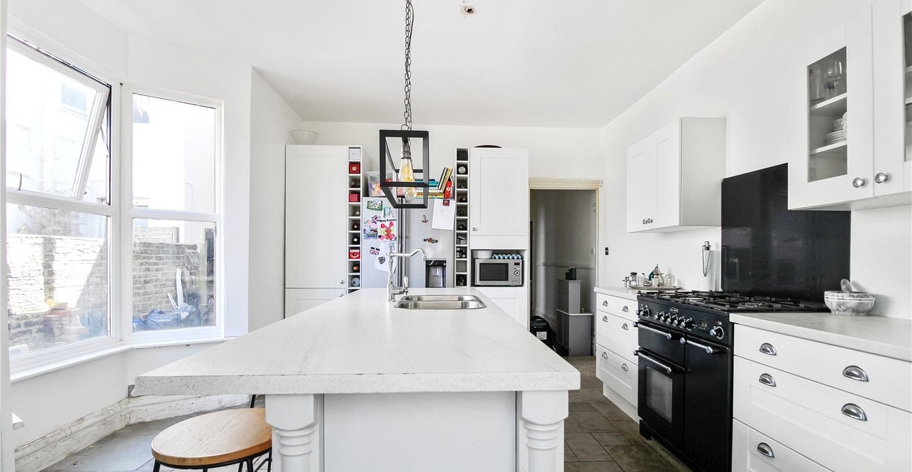 4 bedroom house for sale in Gillingham | Robinson Michael & Jackson