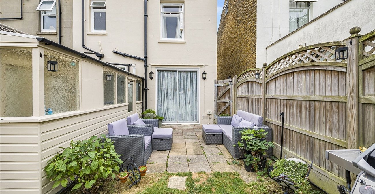 3 bedroom house for sale in Gillingham | Robinson Michael & Jackson
