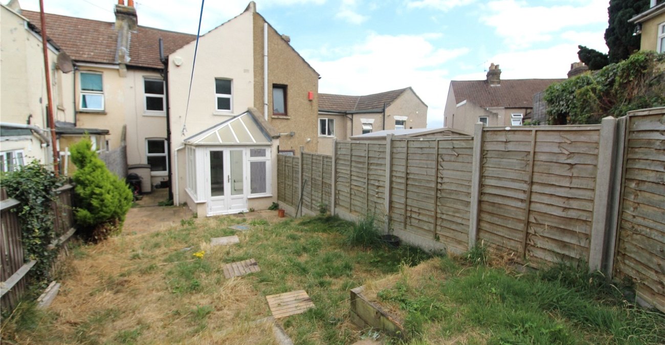 3 bedroom house for sale in Strood | Robinson Michael & Jackson