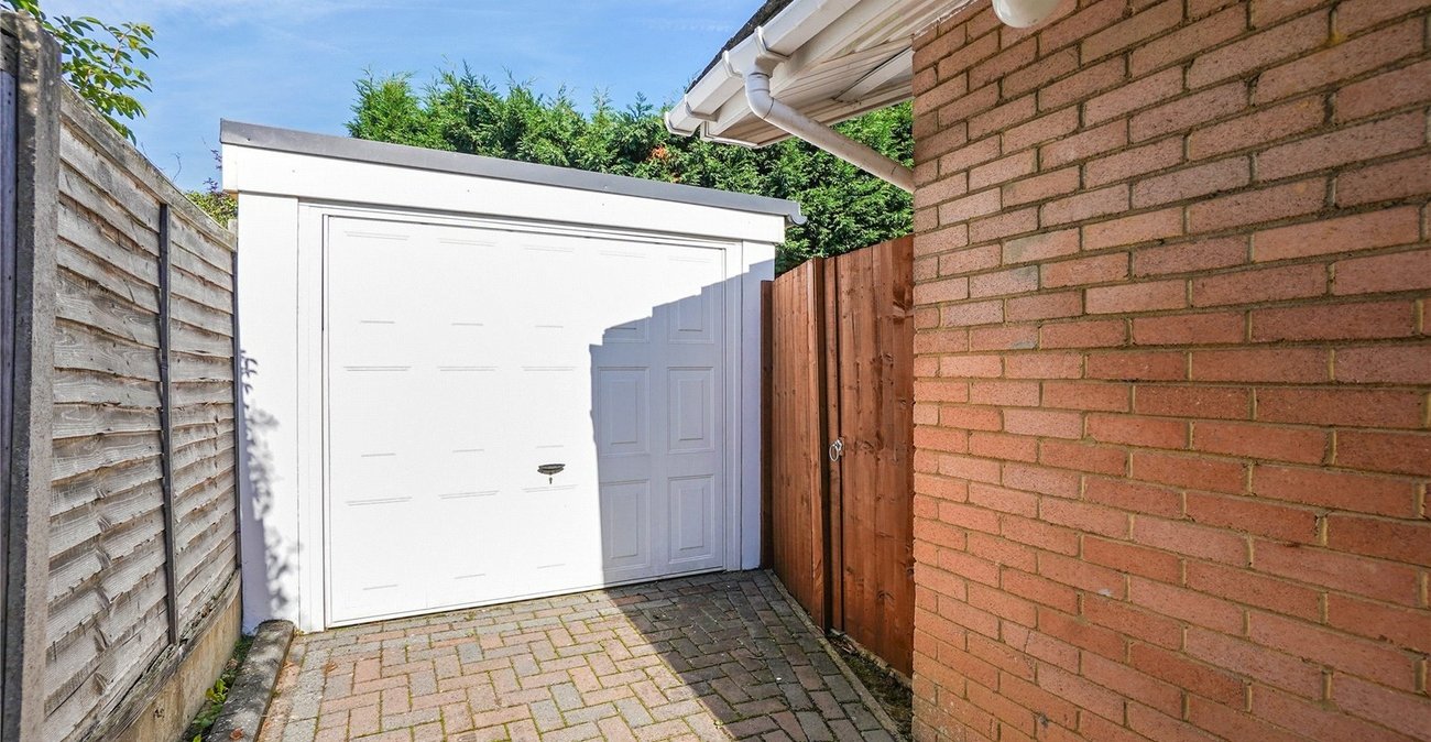 3 bedroom bungalow for sale in Maidstone | Robinson Michael & Jackson