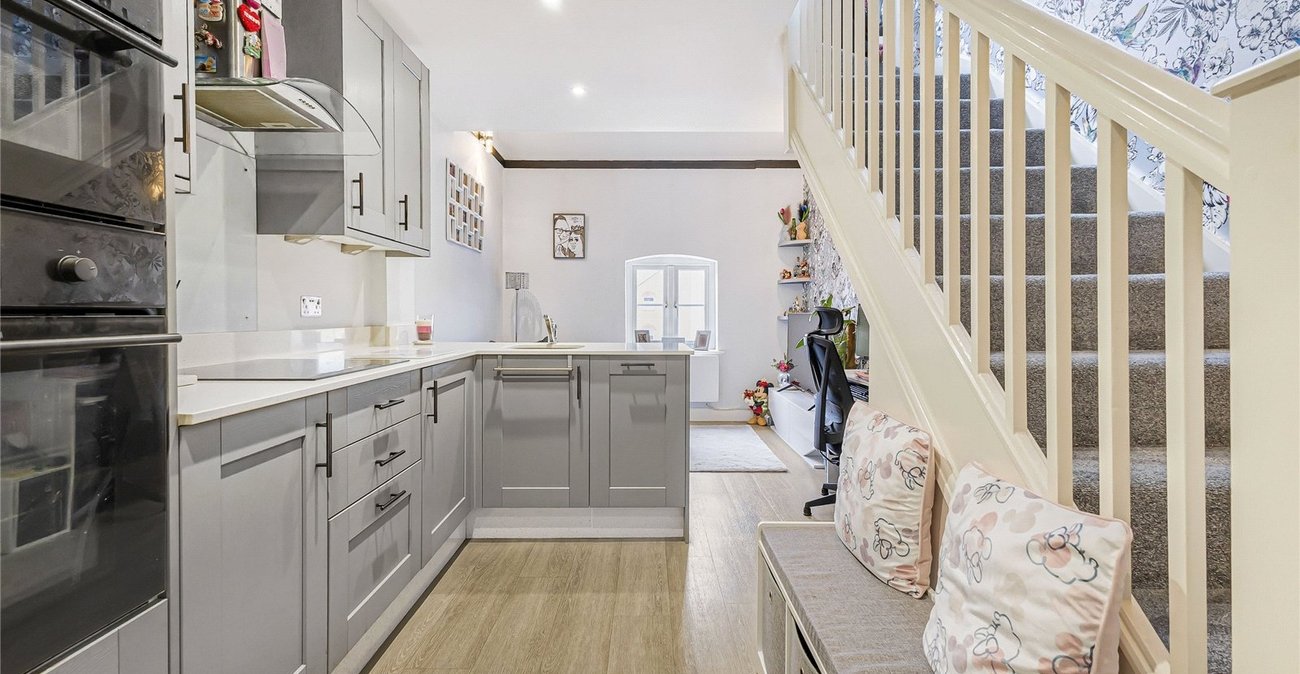 1 bedroom property for sale in Gravesend | Robinson Michael & Jackson