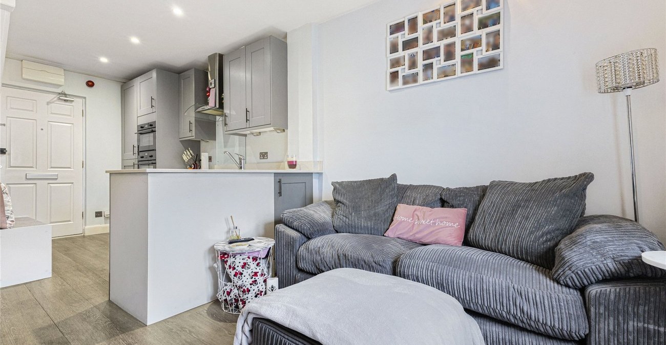 1 bedroom property for sale in Gravesend | Robinson Michael & Jackson