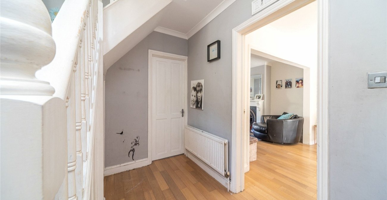 4 bedroom house for sale in Welling | Robinson Jackson