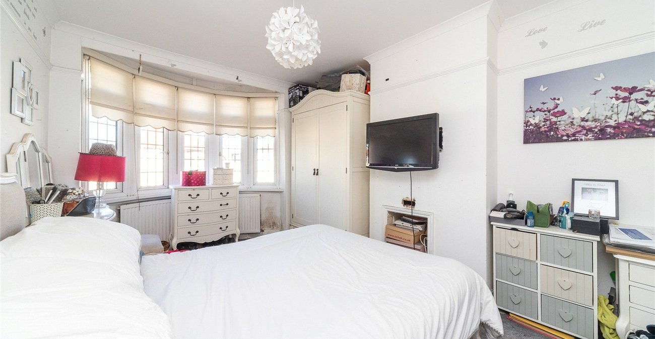 4 bedroom house for sale in Welling | Robinson Jackson