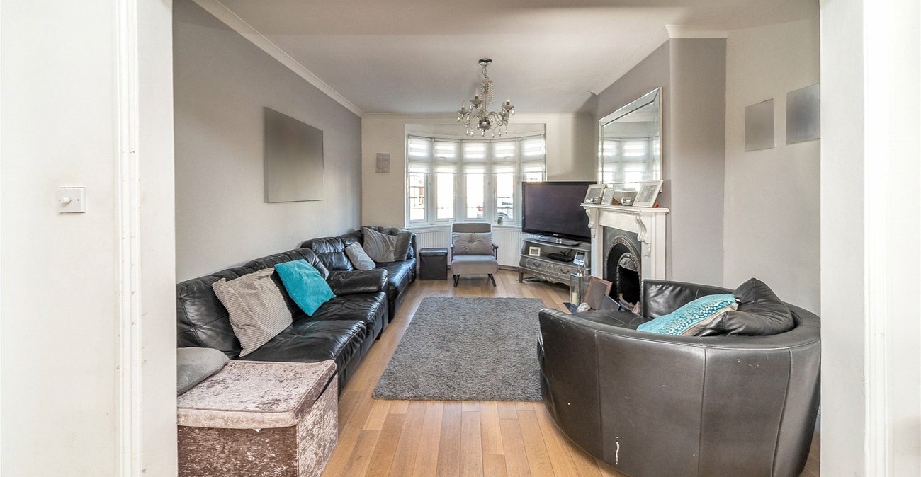 4 bedroom house for sale in Welling | Robinson Jackson