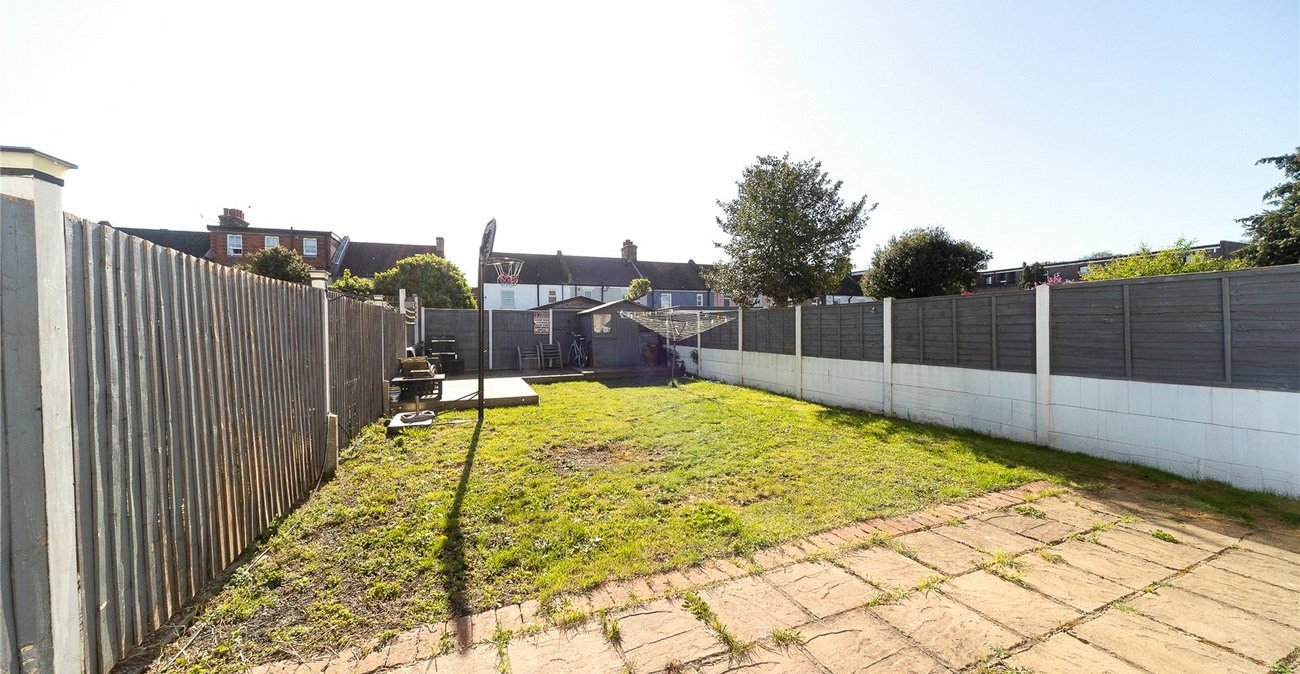 4 bedroom house for sale in Welling | Robinson Jackson