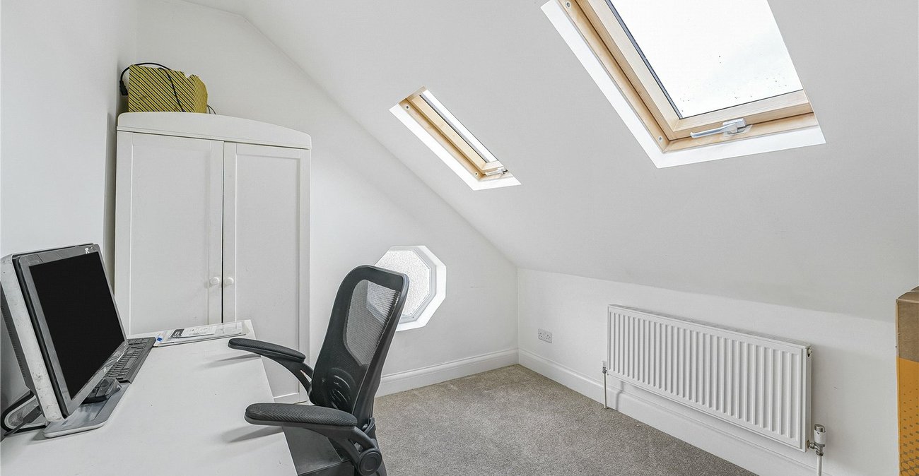 4 bedroom house for sale in Welling | Robinson Jackson