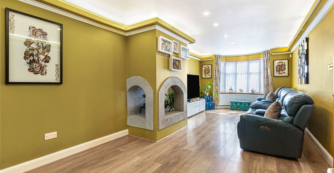 4 bedroom house for sale in Welling | Robinson Jackson