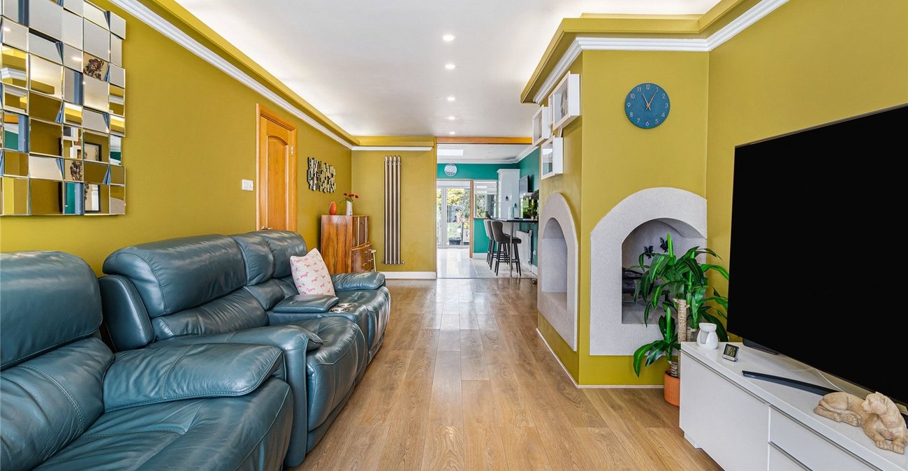 4 bedroom house for sale in Welling | Robinson Jackson