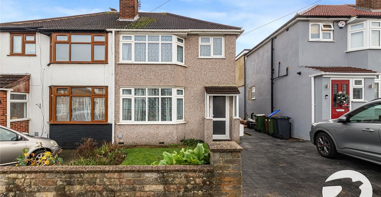 3 bedroom house for sale in South Welling | Robinson Jackson