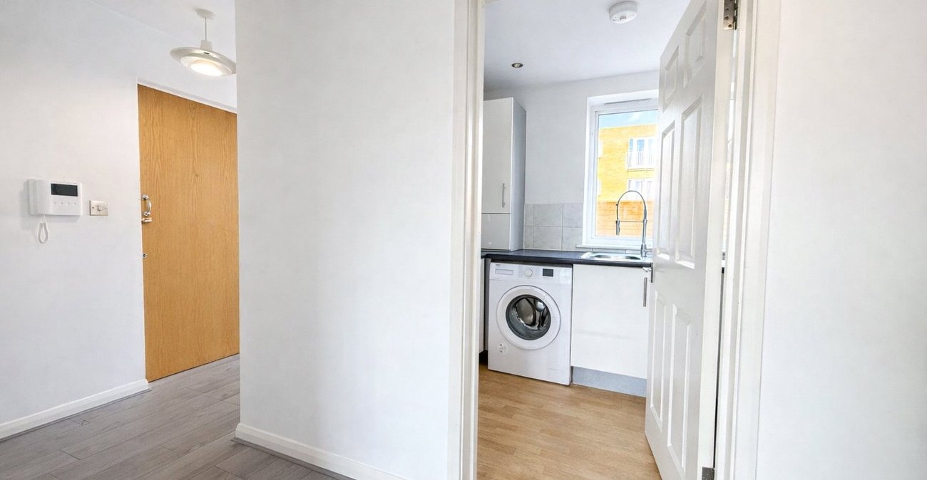 1 bedroom property for sale in London | Robinson Jackson