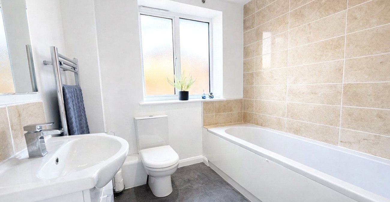1 bedroom property for sale in London | Robinson Jackson