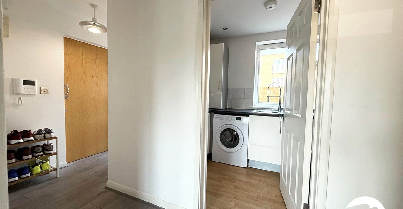 1 bedroom property for sale in London | Robinson Jackson