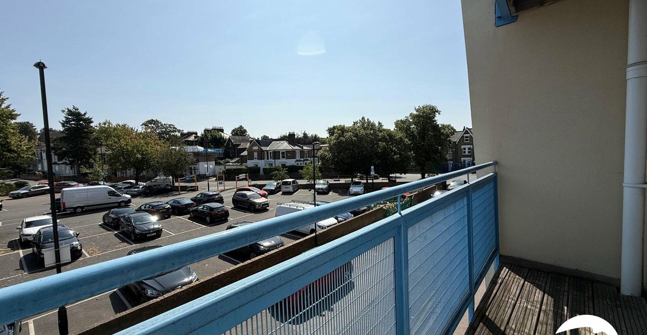 1 bedroom property for sale in London | Robinson Jackson