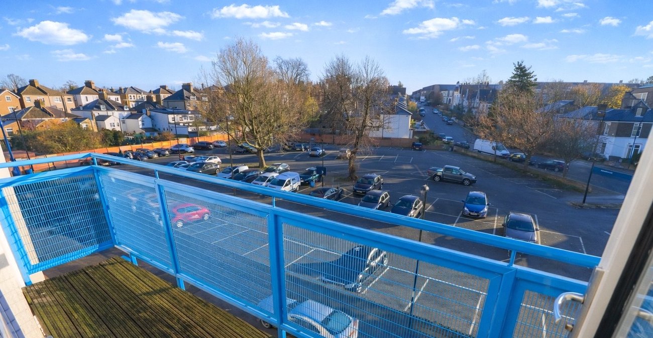 1 bedroom property for sale in London | Robinson Jackson