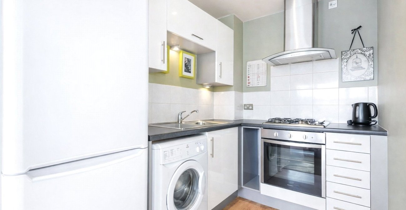 1 bedroom property for sale in London | Robinson Jackson