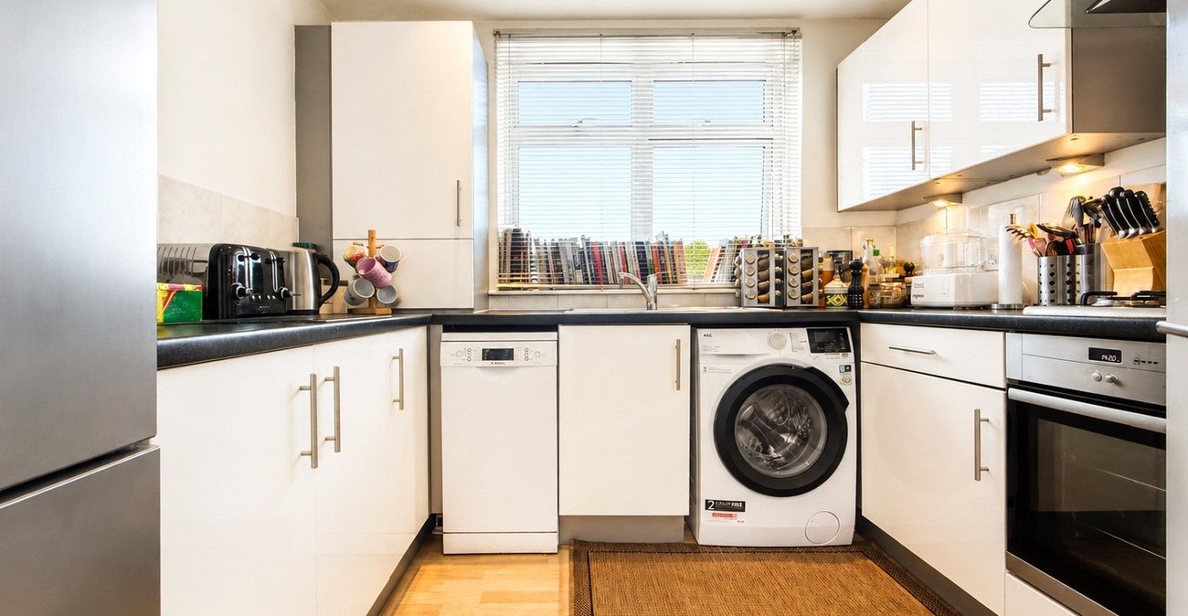 1 bedroom property for sale in London | Robinson Jackson