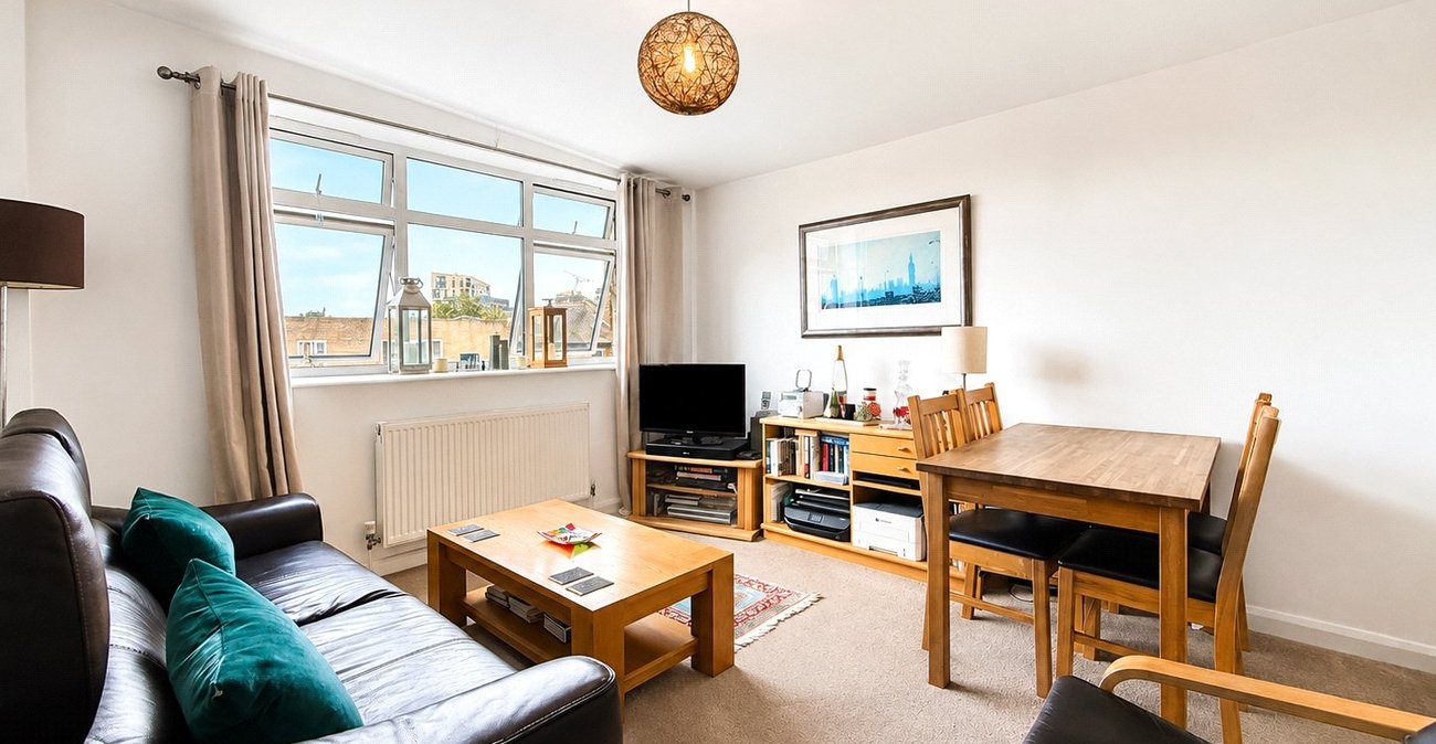 1 bedroom property for sale in London | Robinson Jackson