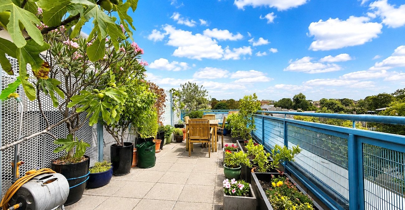 1 bedroom property for sale in London | Robinson Jackson