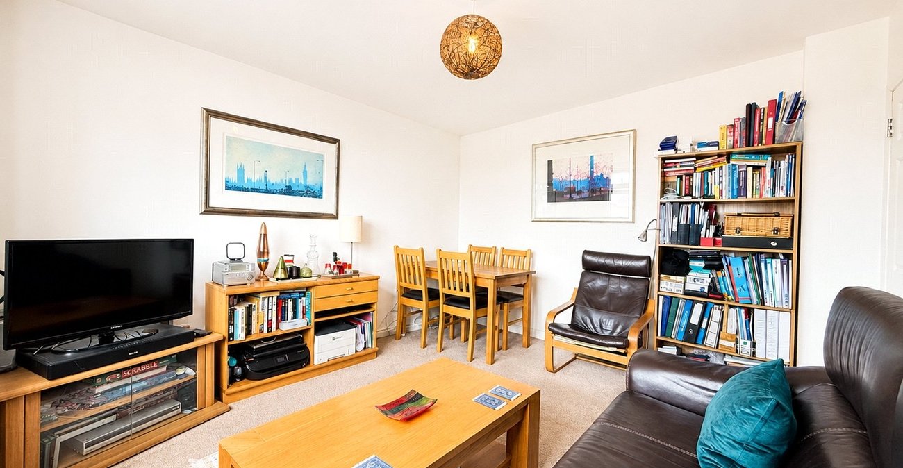 1 bedroom property for sale in London | Robinson Jackson