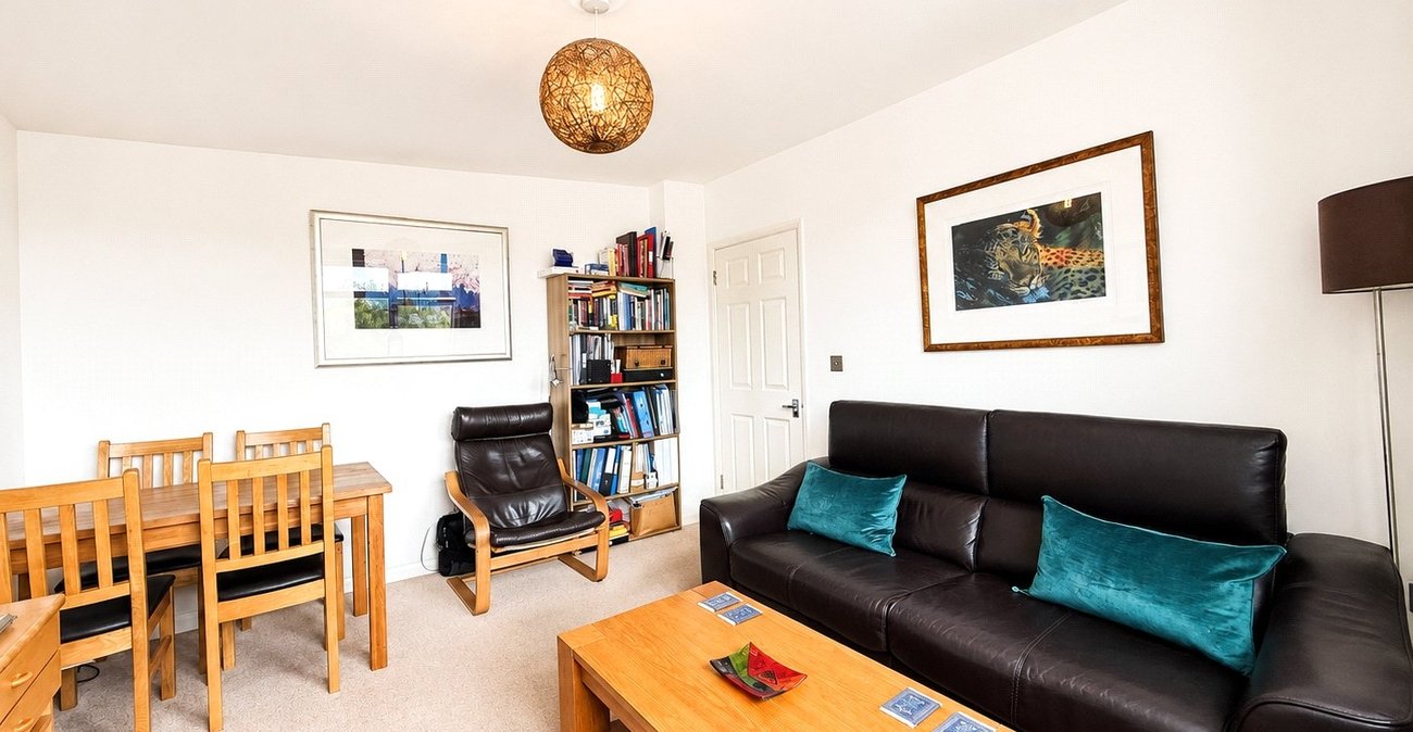 1 bedroom property for sale in London | Robinson Jackson