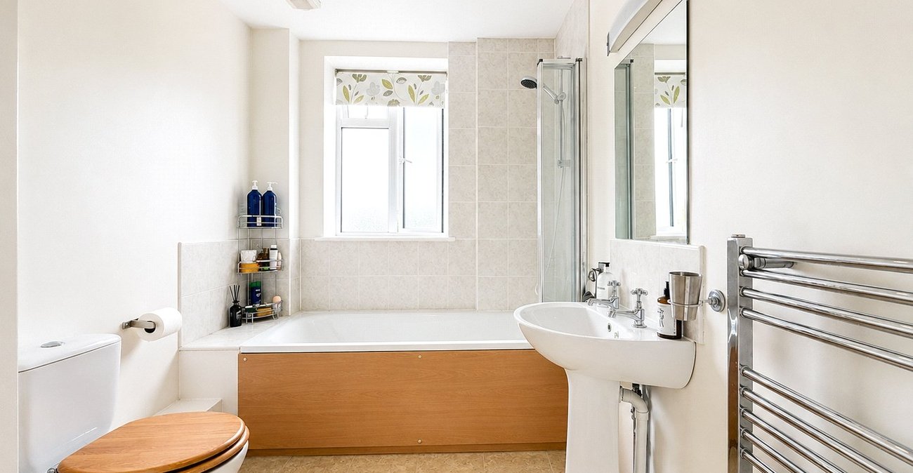 1 bedroom property for sale in London | Robinson Jackson