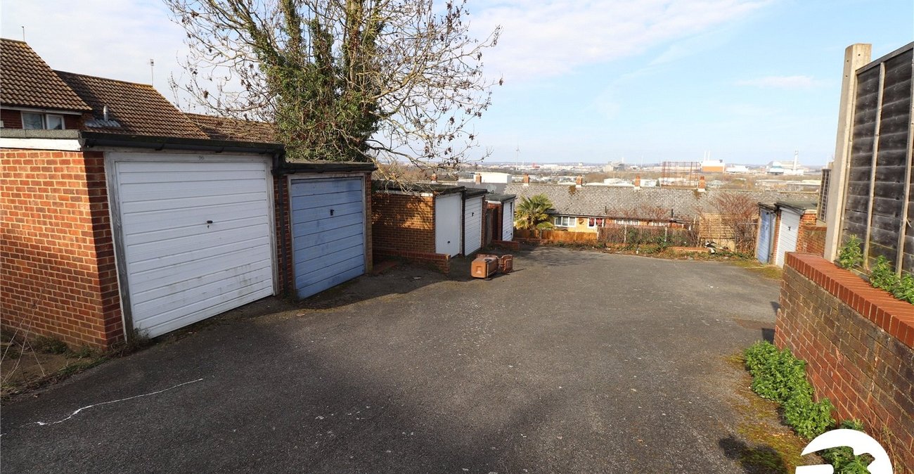 2 bedroom house for sale in Belvedere | Robinson Jackson
