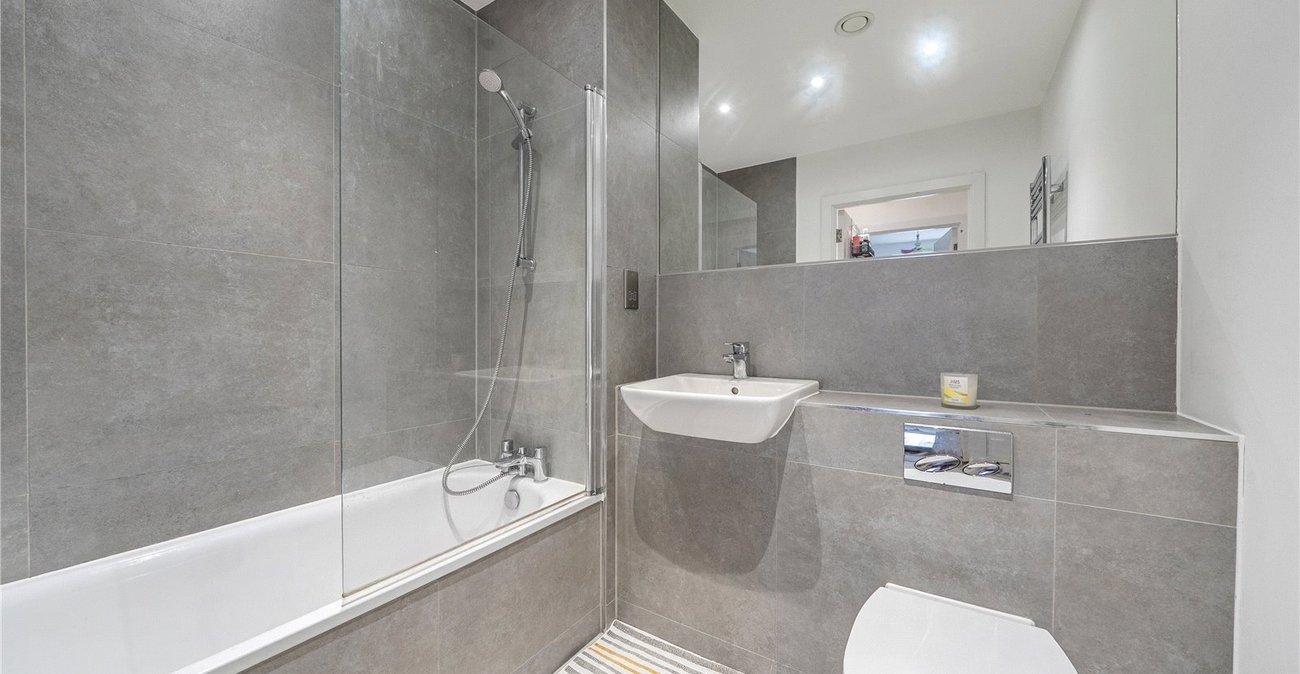 3 bedroom property for sale in Forest Hill | Robinson Jackson