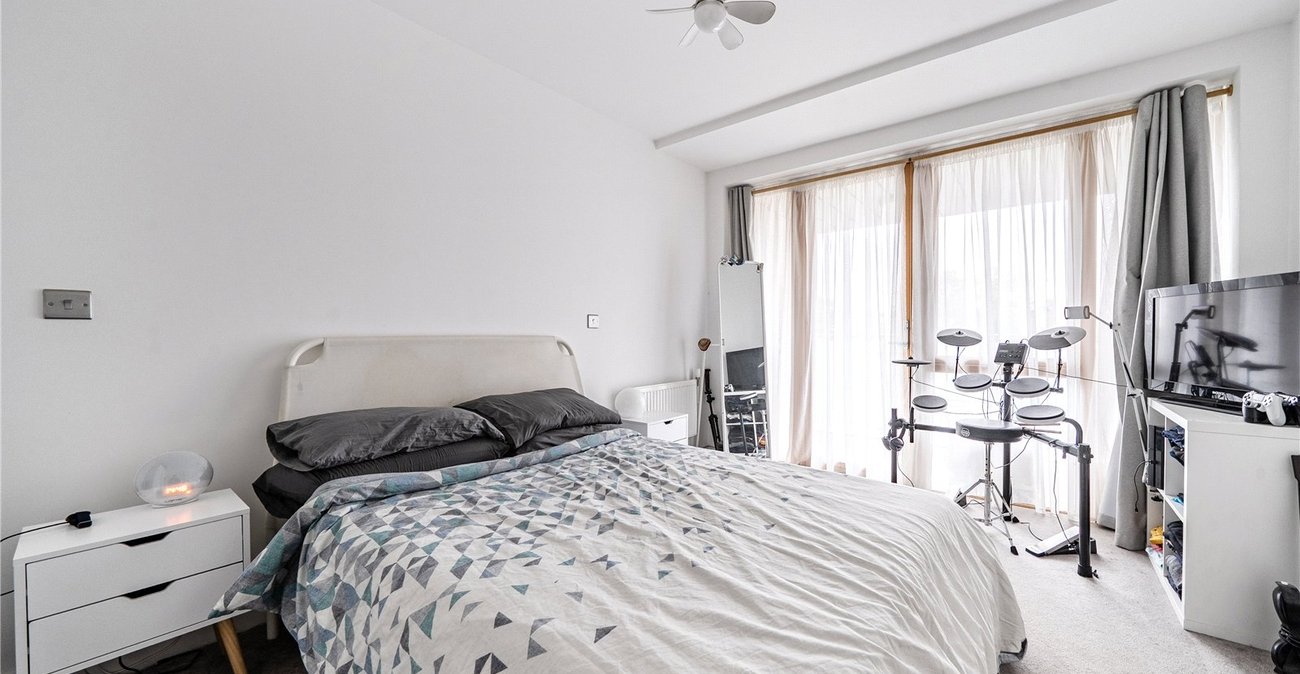 3 bedroom property for sale in Forest Hill | Robinson Jackson