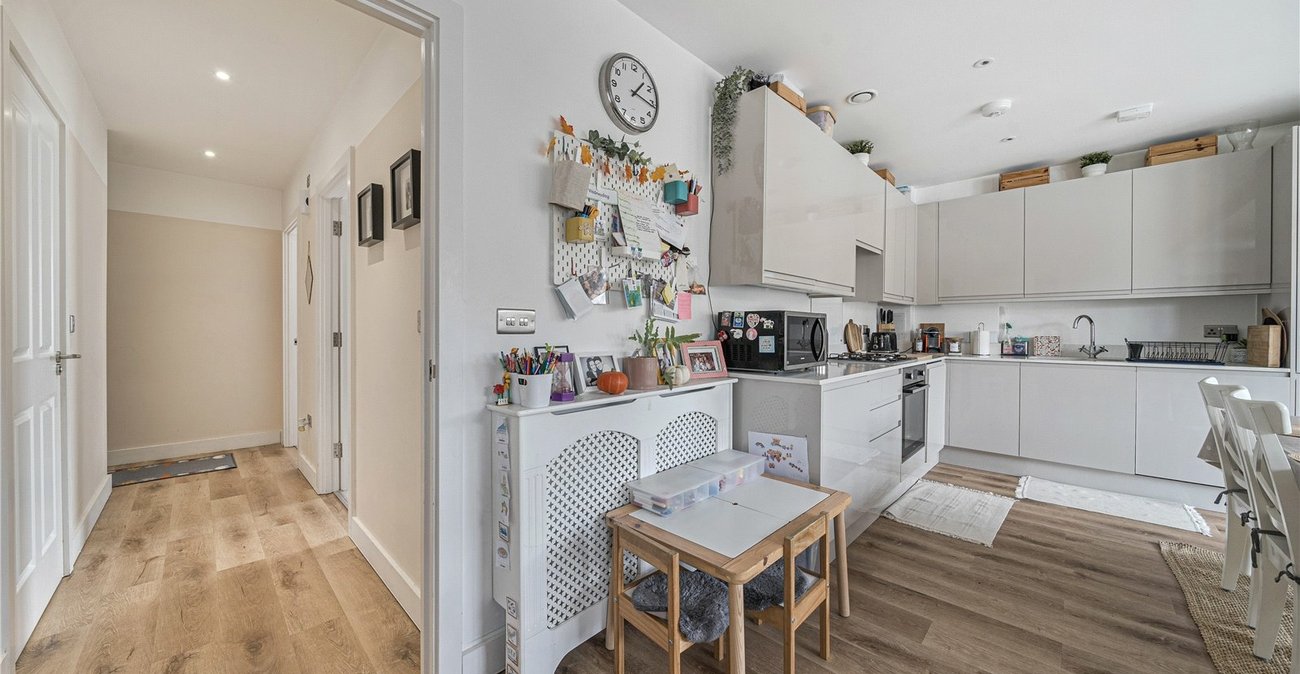 2 bedroom property for sale in  | Robinson Jackson