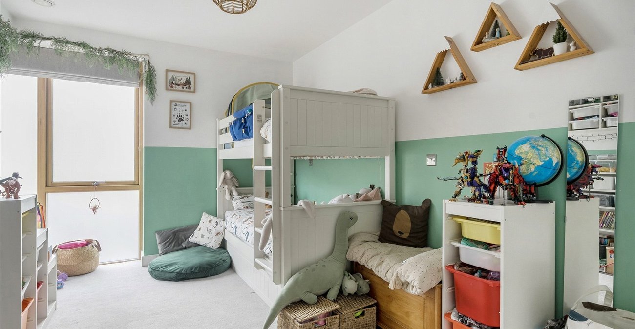 2 bedroom property for sale in  | Robinson Jackson