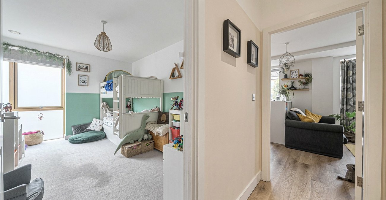 2 bedroom property for sale in  | Robinson Jackson