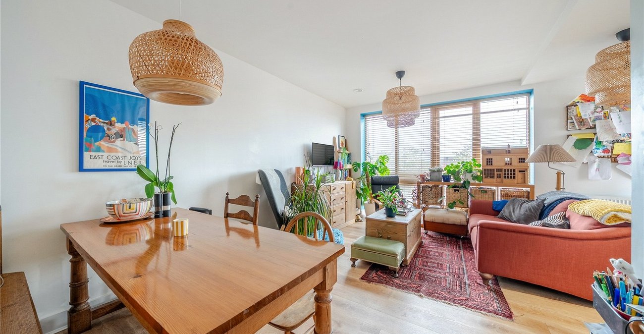 2 bedroom property for sale in  | Robinson Jackson