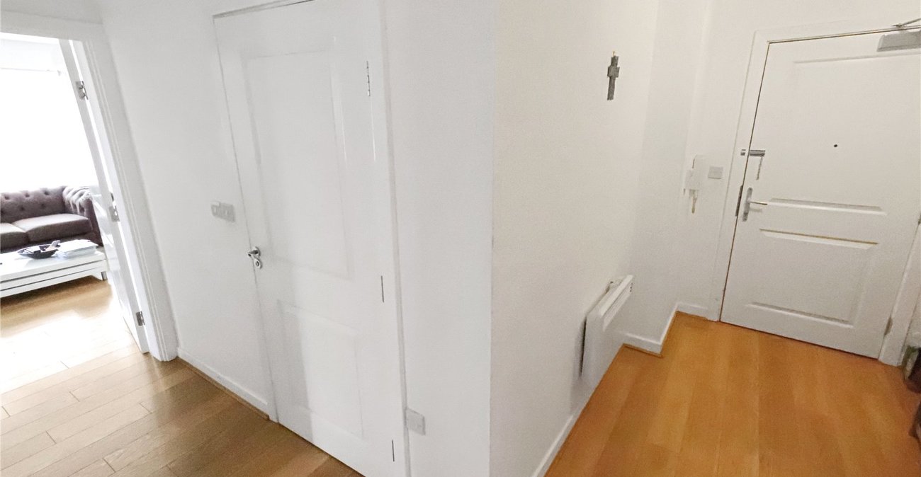 2 bedroom property for sale in Belvedere | Robinson Jackson