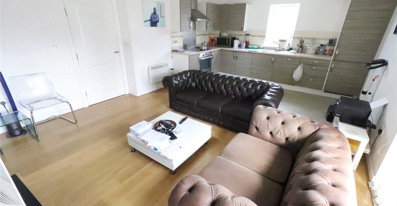 2 bedroom property for sale in Belvedere | Robinson Jackson