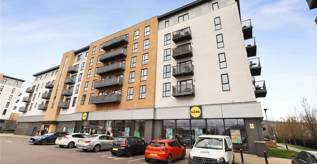 2 bedroom property for sale in Belvedere | Robinson Jackson