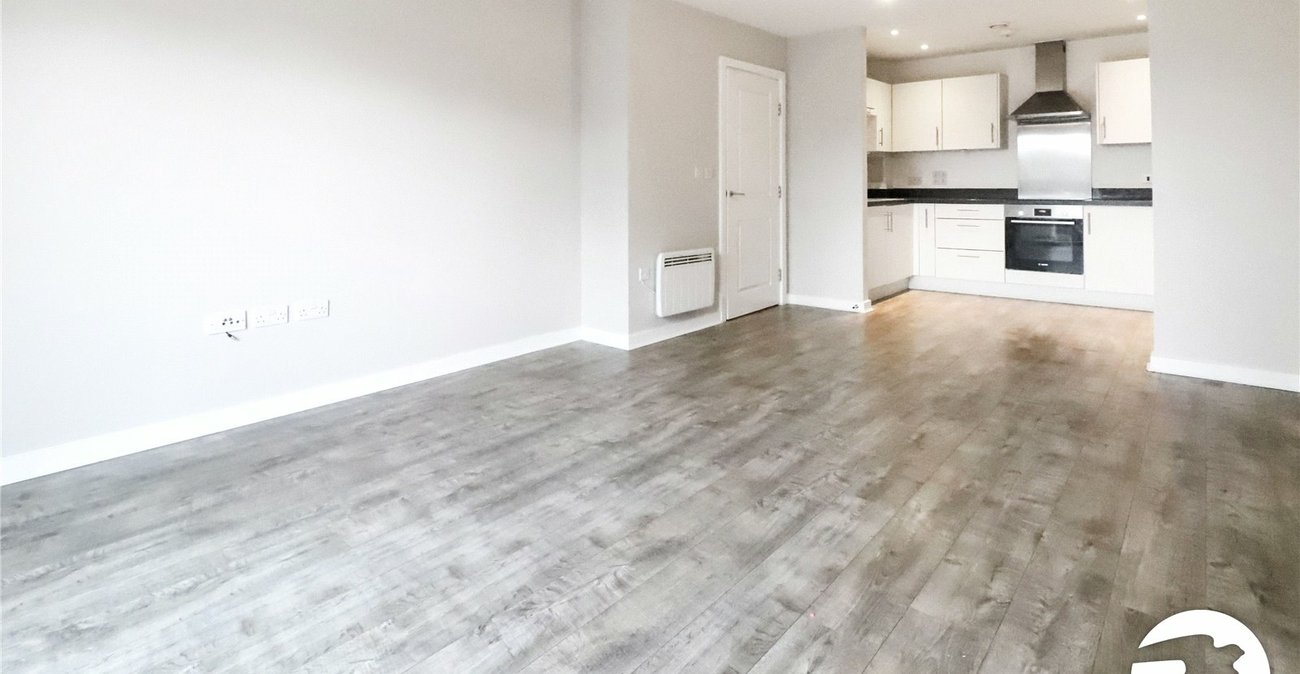 2 bedroom property for sale in Belvedere | Robinson Jackson