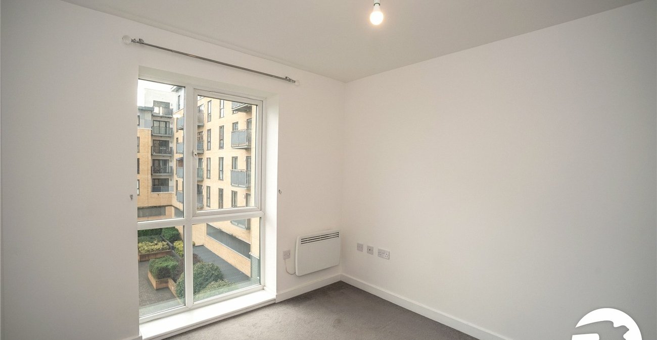 2 bedroom property for sale in Belvedere | Robinson Jackson