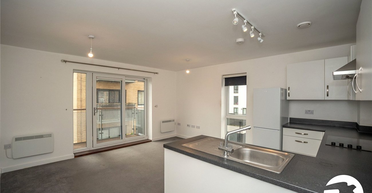 2 bedroom property for sale in Belvedere | Robinson Jackson