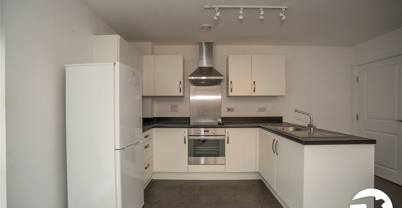 2 bedroom property for sale in Belvedere | Robinson Jackson