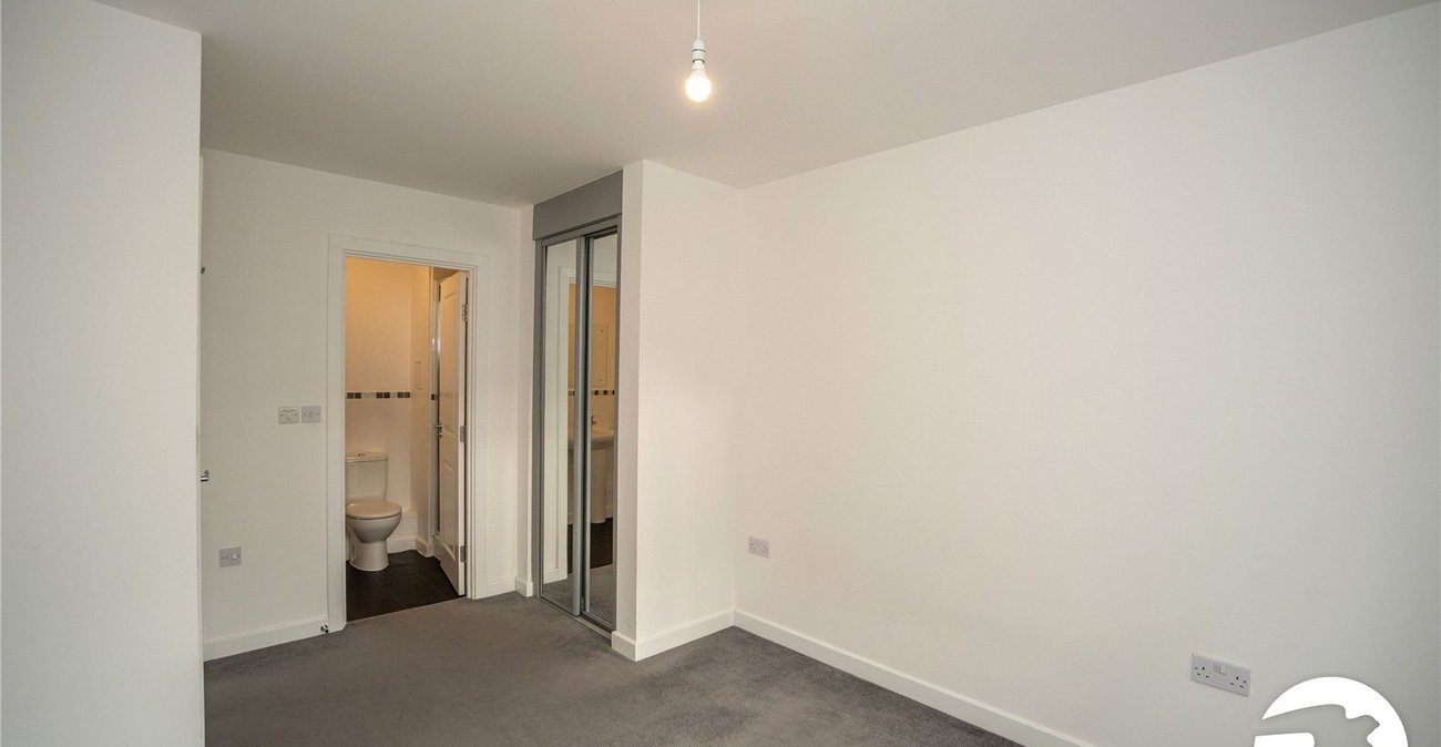 2 bedroom property for sale in Belvedere | Robinson Jackson