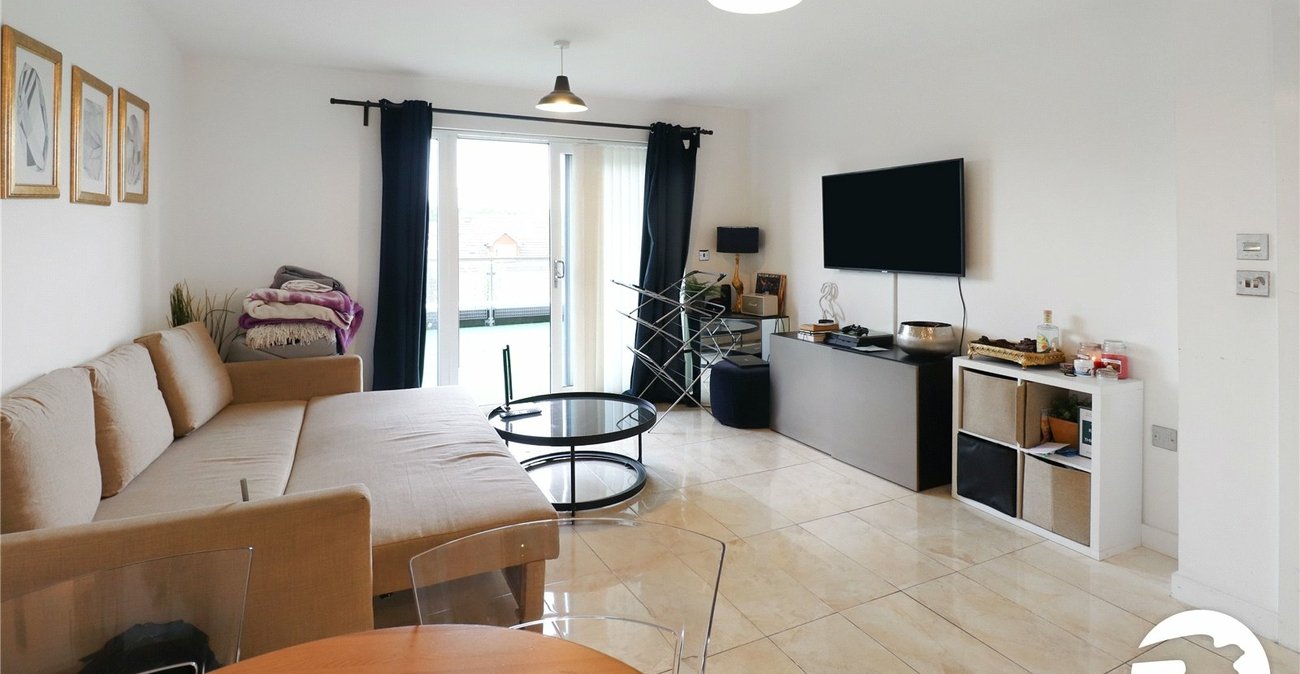 1 bedroom property for sale in Belvedere, Kent | Robinson Jackson