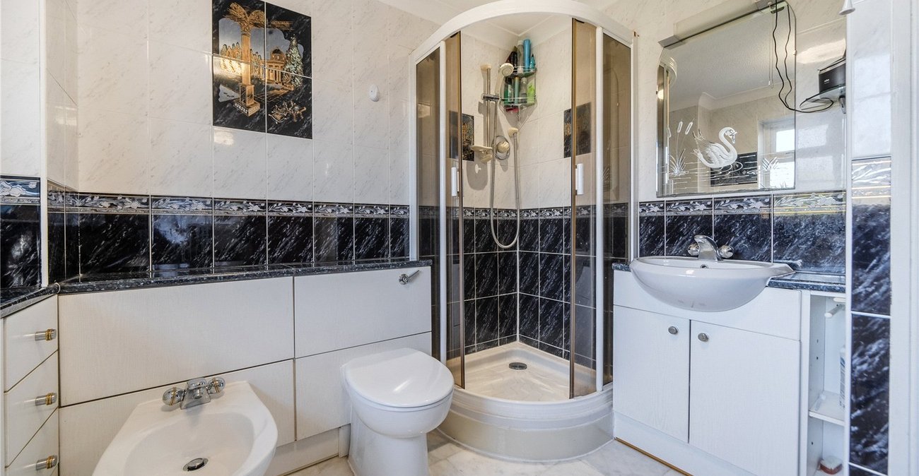5 bedroom house for sale in Hempstead | Robinson Michael & Jackson