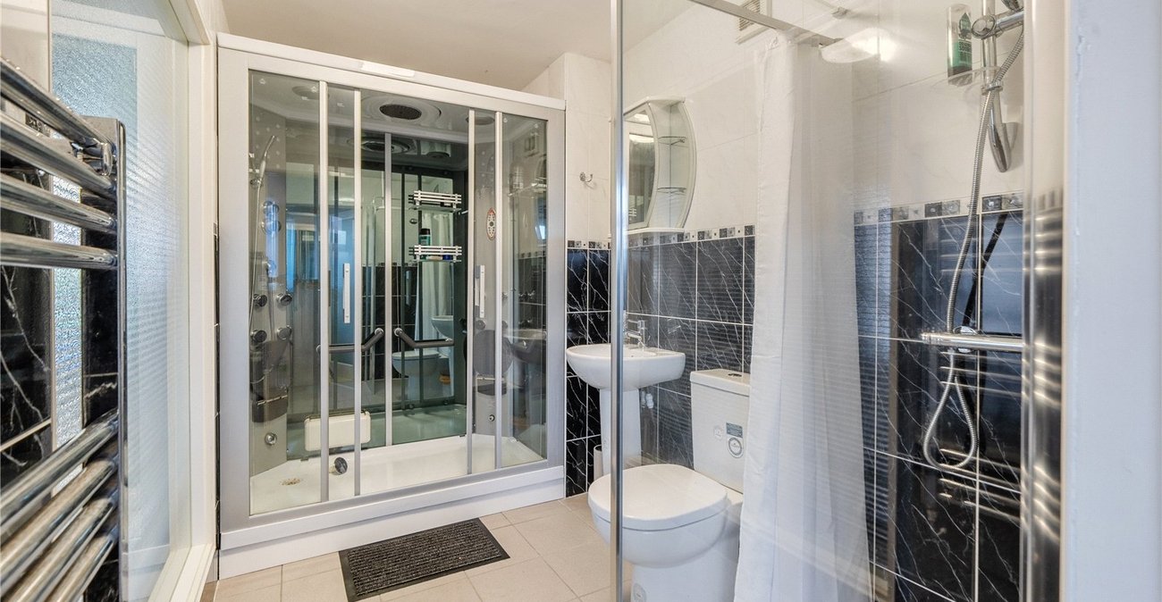 5 bedroom house for sale in Hempstead | Robinson Michael & Jackson