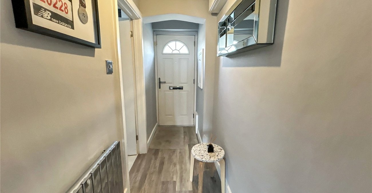 2 bedroom house for sale in Sidcup | Robinson Jackson