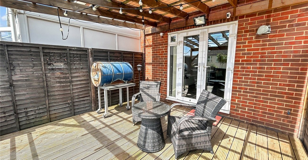 2 bedroom house for sale in Sidcup | Robinson Jackson