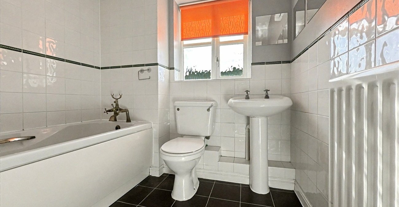 3 bedroom house for sale in Gillingham | Robinson Michael & Jackson